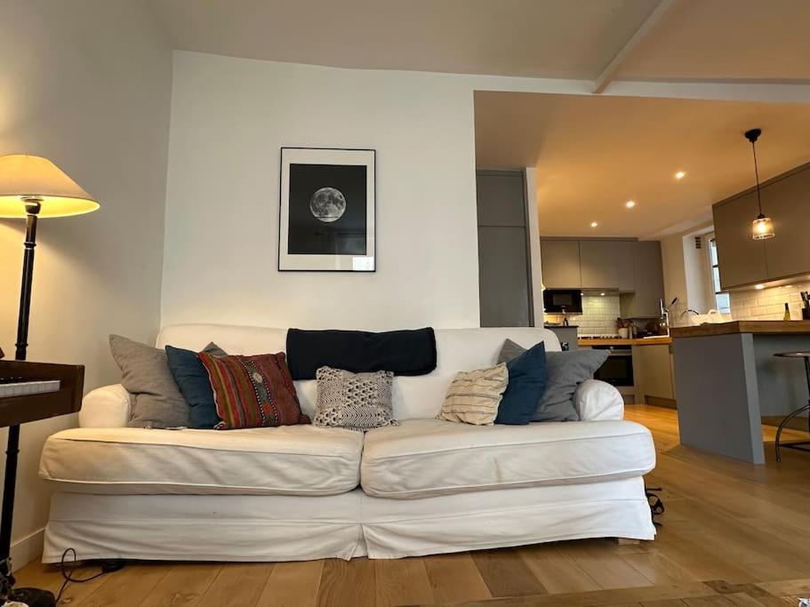 Cosy Chic Family Flat In Appartamento Parigi